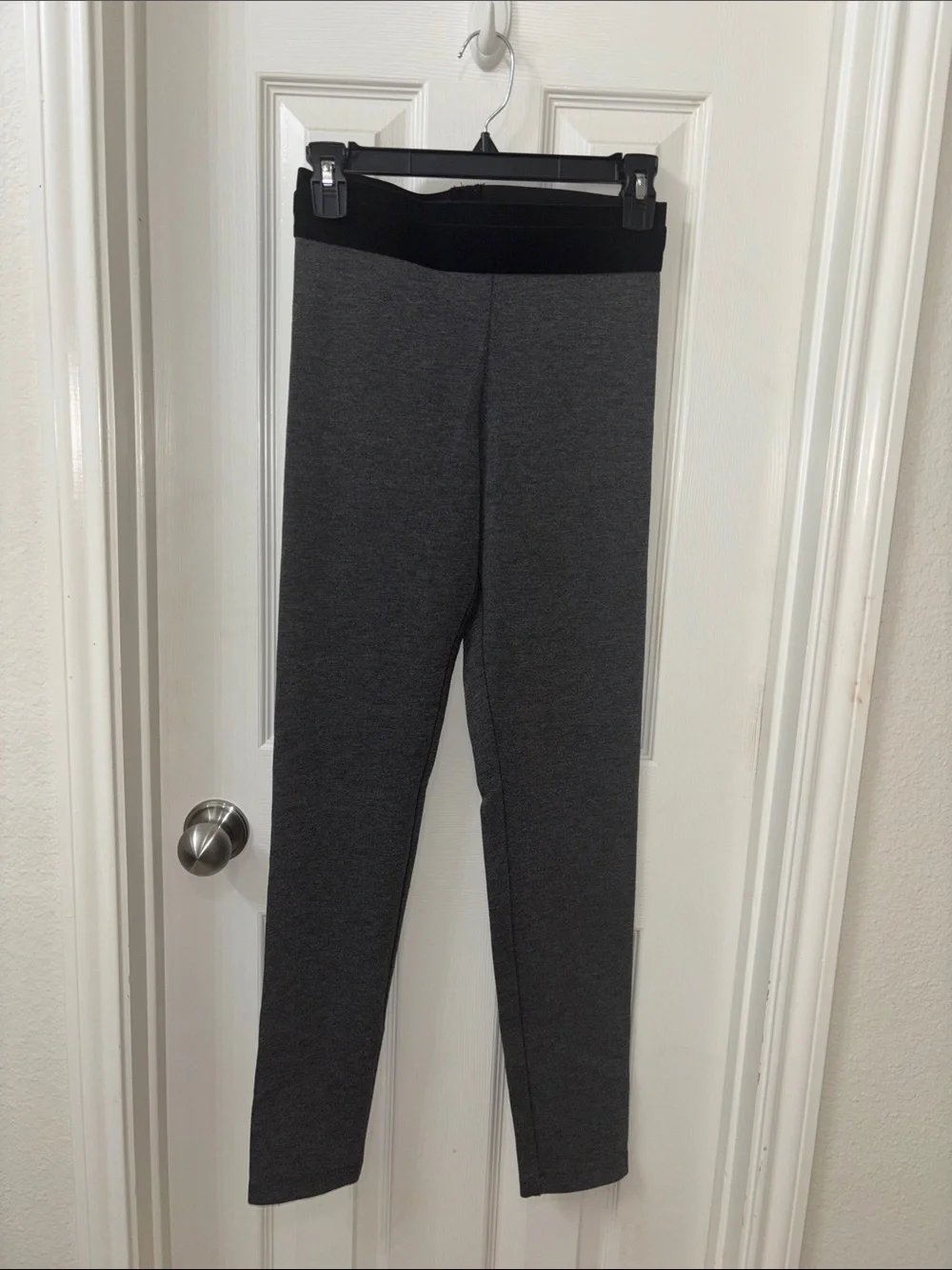 BCBGMaxAzria Dark Gray Kids Stretch Leggings